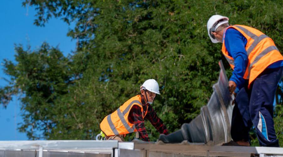Expert Emergency Roof Repairs services in Trenton, MI